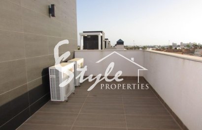 Купить виллу рядом с морем в Ломас де Кабо Роиг, Ориуэла Коста на Коста Бланке. ID 4994