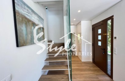 Resale - Villa - Las Colinas - Las Colinas Golf