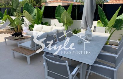 Modern villa for sale in La Florida, Torrevieja, Costa Blanca, Spain. ON1468