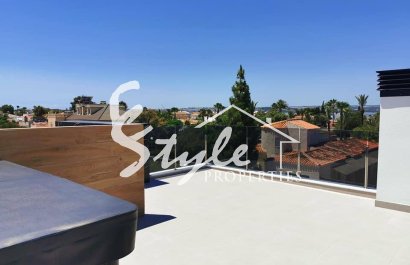 Modern villa for sale in La Florida, Torrevieja, Costa Blanca, Spain. ON1468