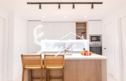 Квартиры в новостройке на продажу в Пилар де ла Орадада, Коста Бланка, Испания.ON1479_B