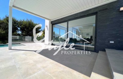Resale - Villa - Las Colinas - Las Colinas Golf