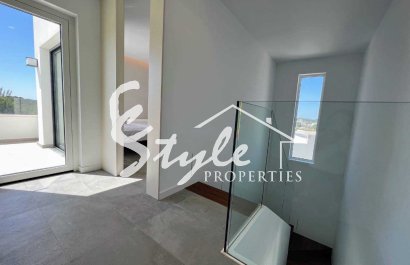 Resale - Villa - Las Colinas - Las Colinas Golf