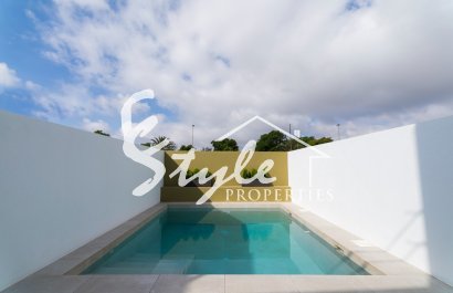 Новые таунхаусы в Пилар де ла Орадада, Коста-Бланка, Испания. ON1483_2