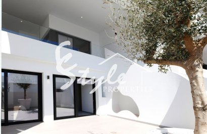 New villa for sale in Guardamar del Segura, Costa Blanca, Alicante, Spain.ON1508