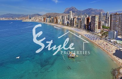 New build townhouses in Finestrat, Costa Blanca, Spain. ON1513_A