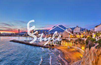 New build townhouses in Finestrat, Costa Blanca, Spain. ON1513_A