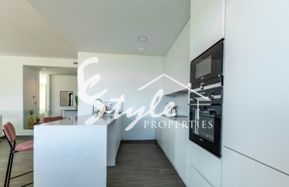 ​Nuevas villas con piscina  en venta en Benidorm,  Alicante, Costa Blanca.ON529