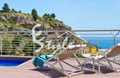 Продается новая роскошная вилла в Альтеа, Коста Бланка, Испания. ON1543