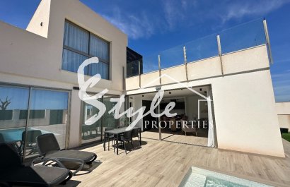 Новые виллы на продажу недалеко от Мар де Кристал в регионе Мурсия, Коста Бланка, Испания.ON1554