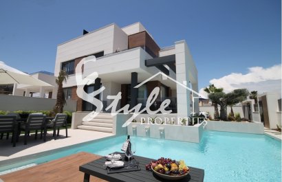 Продается новая вилла в Торревьехе, Коста Бланка, Испания. ON1585