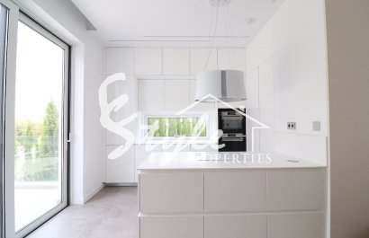 Resale - Villa - Las Colinas - Las Colinas Golf