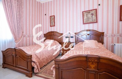 Вторичное жилье - Вилла - Кампоамор