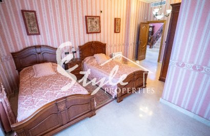 Вторичное жилье - Вилла - Кампоамор