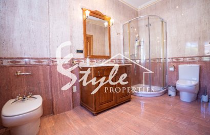 Вторичное жилье - Вилла - Кампоамор