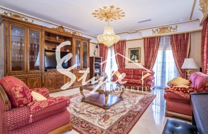 Вторичное жилье - Вилла - Кампоамор