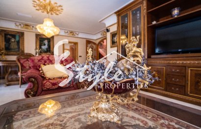 Вторичное жилье - Вилла - Кампоамор