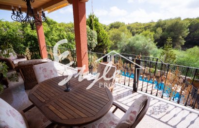 Вторичное жилье - Вилла - Кампоамор