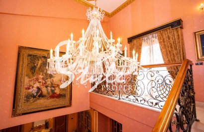 Вторичное жилье - Вилла - Кампоамор