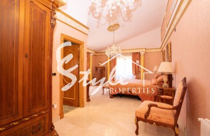 Вторичное жилье - Вилла - Кампоамор