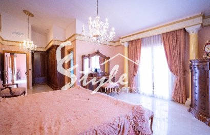 Вторичное жилье - Вилла - Кампоамор