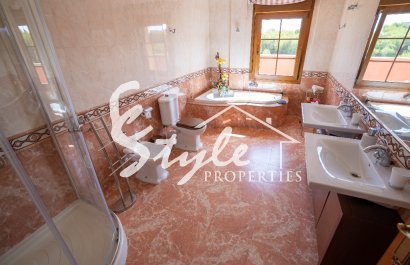 Вторичное жилье - Вилла - Кампоамор