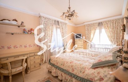 Вторичное жилье - Вилла - Кампоамор