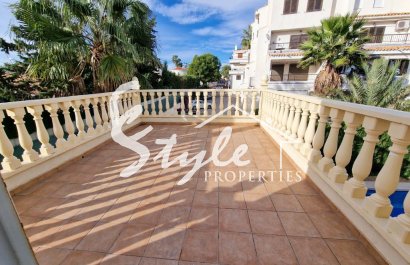 Resale - Villa - Playa Flamenca