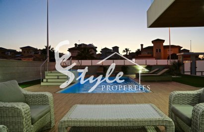 Вилла в Деэса де Кампоамор, Коста Бланка, Испания. ОN1638