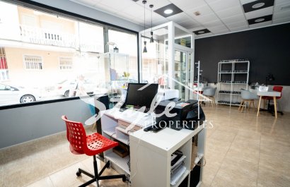 Resale - Commercial - Torrevieja