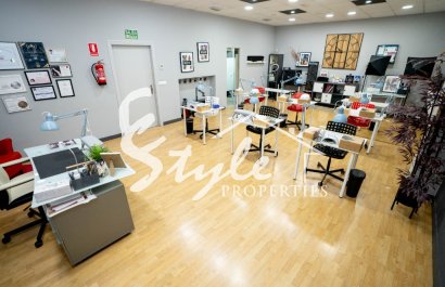 Resale - Commercial - Torrevieja