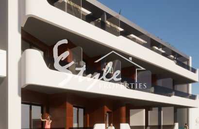 Новые квартиры рядом с морем в Торревьехе, Коста Бланка, Испания.ON1639_1