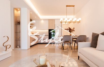 Áticos modernos en venta en Quesada, Costa Blanca Sur, España. ON1645_A