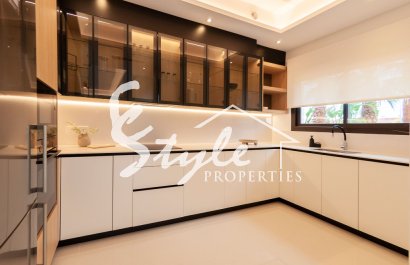  En venta nueva villa en la urbanización  de Ciudad Quesada, Alicante ,Costa Blanca ON1412