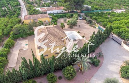 Вторичное жилье - Finca Country Property - Ориуэла