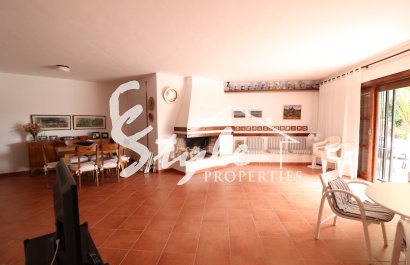 Купить виллу около моря в Campoamor.ID 6120