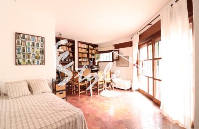 Вторичное жилье - Вилла - Кампоамор