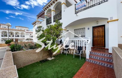 На продажу дом  3 спальни у моря в Пунта Прима, Ориуэла Коста, Коста Бланка, Испания