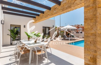  En venta nueva villa en la urbanización  de Ciudad Quesada, Alicante ,Costa Blanca ON1414