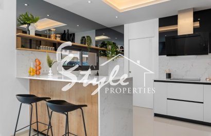  En venta nueva villa en la urbanización  de Ciudad Quesada, Alicante ,Costa Blanca ON1414