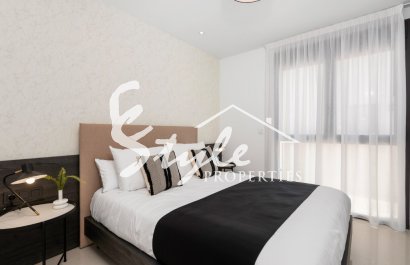  En venta nueva villa en la urbanización  de Ciudad Quesada, Alicante ,Costa Blanca ON1414