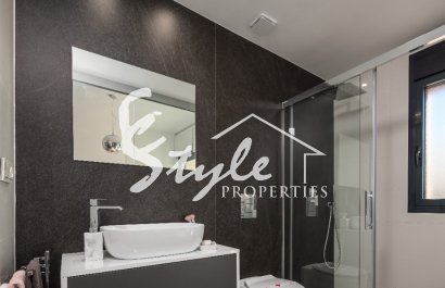 Продаются новые виллы в Альгорфе, Аликанте, Коста Бланка, Испания. ОN1706