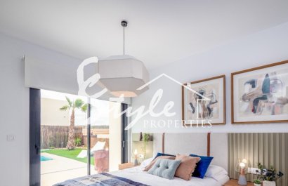 Продаются новые виллы в Альгорфе, Аликанте, Коста Бланка, Испания. ОN1706