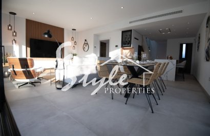 Таунхаусы новой постройки на продажу в Сан-Хавьере, Мурсия, Испания. ОN1675