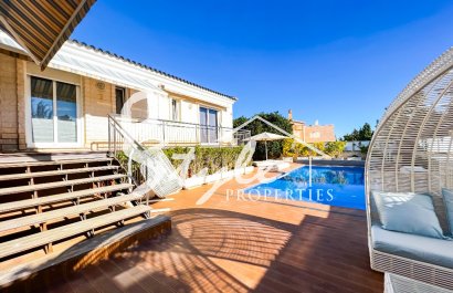 Resale - Villa - La Mata