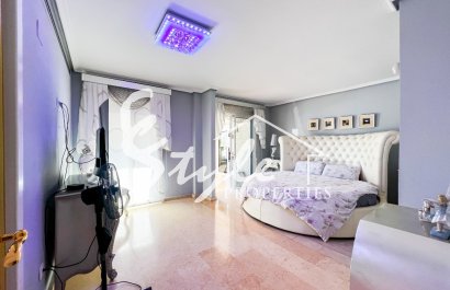 Resale - Villa - La Mata