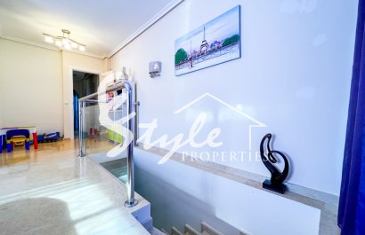 Resale - Villa - La Mata