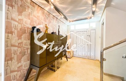 Resale - Villa - La Mata