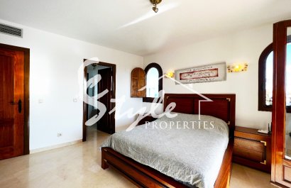 Resale - Apartment - Punta Prima