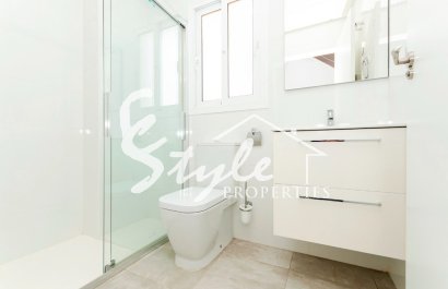 Villa moderna en venta en Torreta, Torrevieja, Costa Blanca, España. ON1732